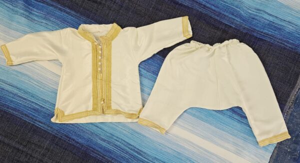 Baby Jabador Creamy white & Gold
