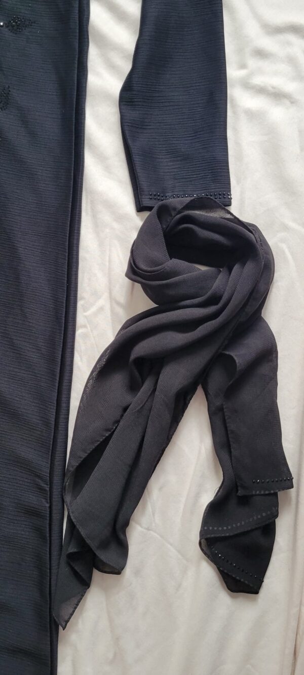Minimalist Teen Girls Black Abaya- Used Like New - Image 3