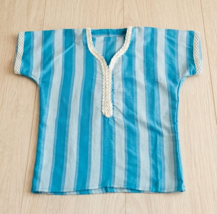 Tunique traditionnelle style Gandoura Marocaine Enfant (6-8 ans) – ÉTAT NEUF