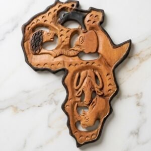 Carte d'Afrique Sculptée Main en Bois – Décoration Murale Artisanale "Big Five"
